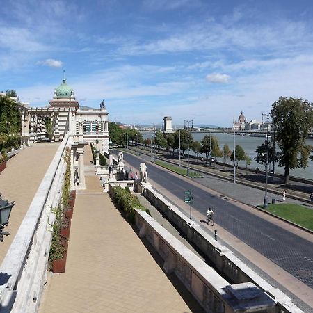 Marvelosa Apartment - Central By The Chain Bridge Budapest Eksteriør billede