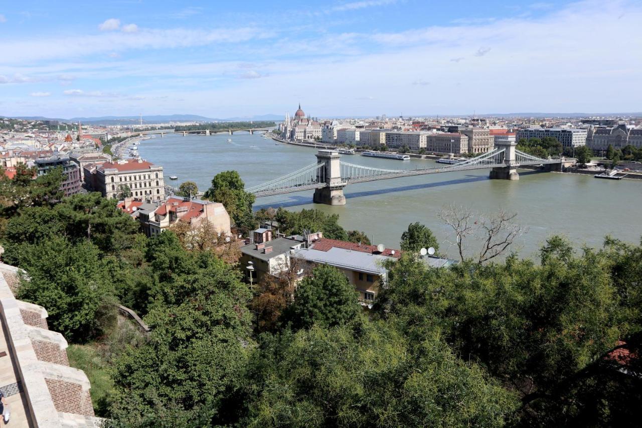 Marvelosa Apartment - Central By The Chain Bridge Budapest Eksteriør billede