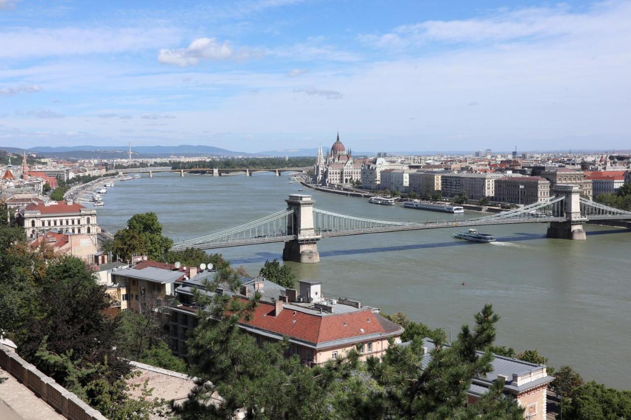 Marvelosa Apartment - Central By The Chain Bridge Budapest Eksteriør billede