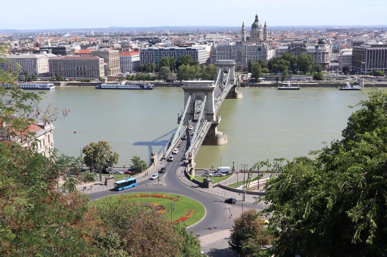 Marvelosa Apartment - Central By The Chain Bridge Budapest Eksteriør billede